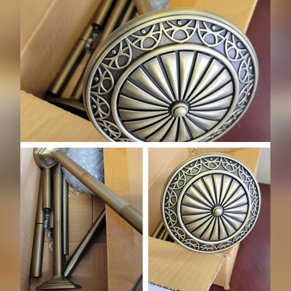 Camber Medallion Curtain Hold Back Set 4 1/2"